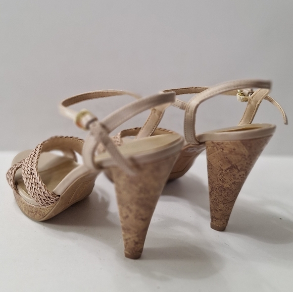 Christian Siriano Tan Bohemian Coquette Ankle Strap Platform Heels Size 7 - Picture 9 of 12